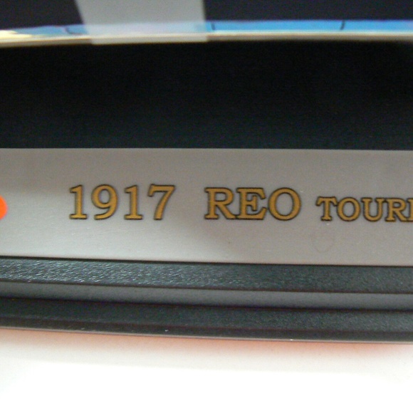 FAIRFIELD MINT 1917 REO TOURING BLUE WITH ORANGE WHEELS SIGNATURE SERIES - Picture 5 of 11